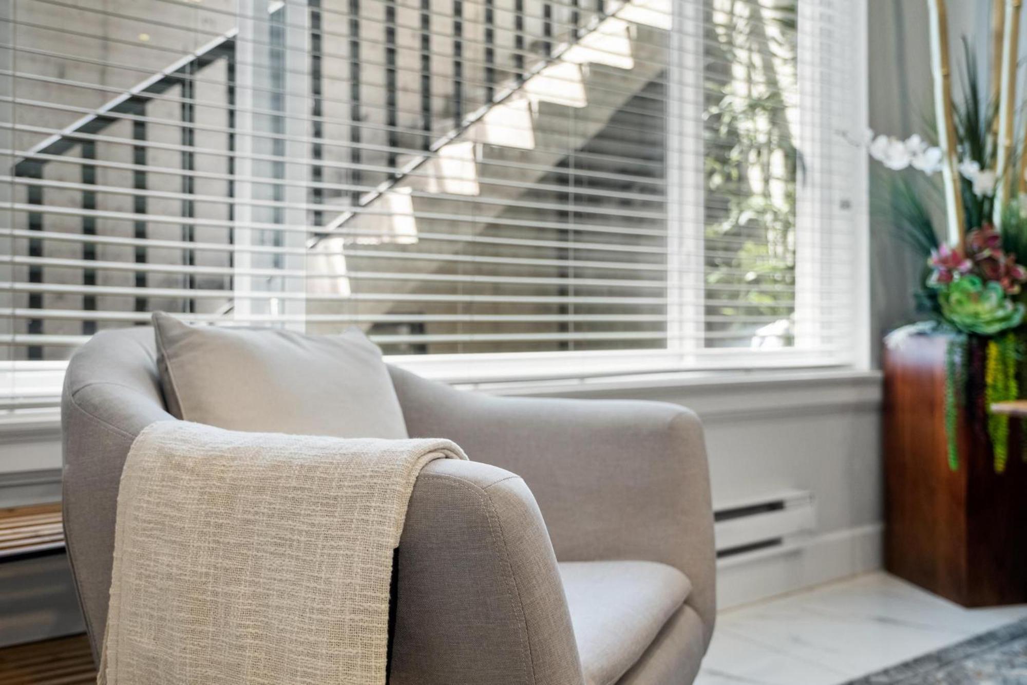 Willow Suite Langley Esterno foto